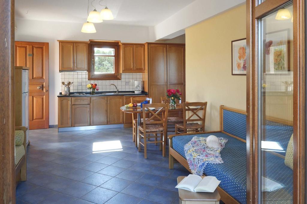 Hotel Apartments Sikia 카토 가트제아 외부 사진